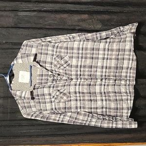 Maurices premium women's XL navy blue gray long sleeve button up cotton shirt